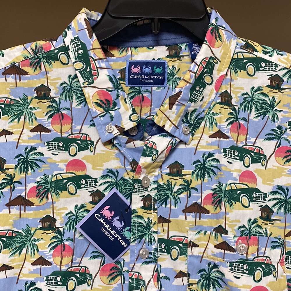 Charleston Threads NWT Men's Beach 🏝️ Cool Hawaiian Shirt - Size 2XL